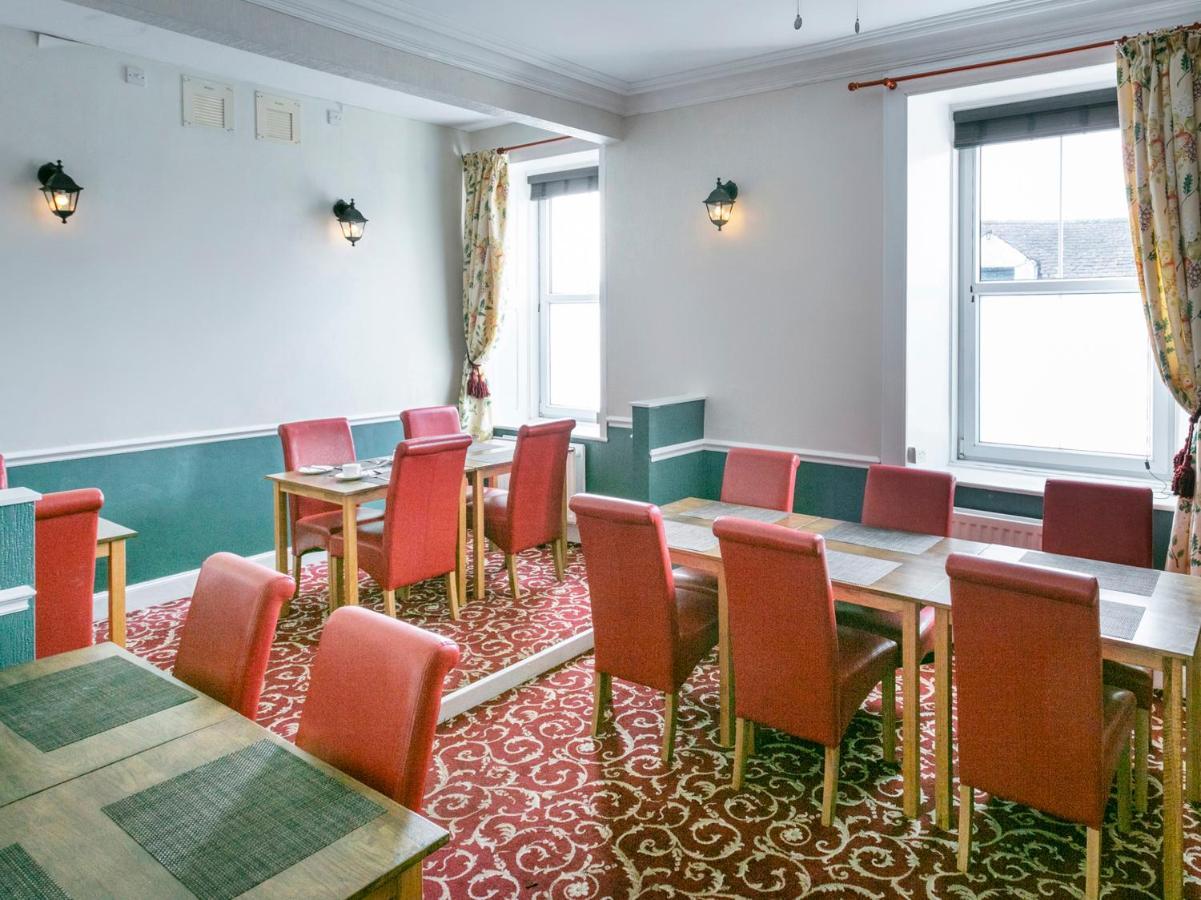 Oyo Lochinvar Hotel Glasgow Ngoại thất bức ảnh